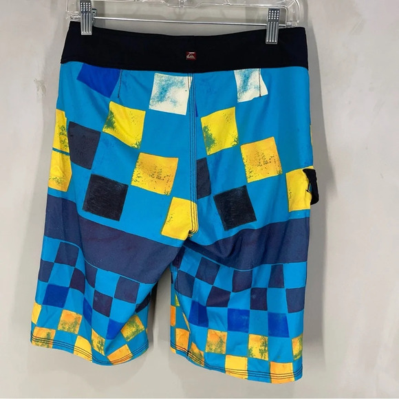 Quicksilver Cypher Boardshorts Trunks Beach Surf Play Wake Swim Size 28 - Picture 3 of 8